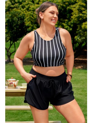 Schwarz gestreiftes Plus-Size Bikini-Top mit Kreuzrücken und Boyshorts – zeitloses Set