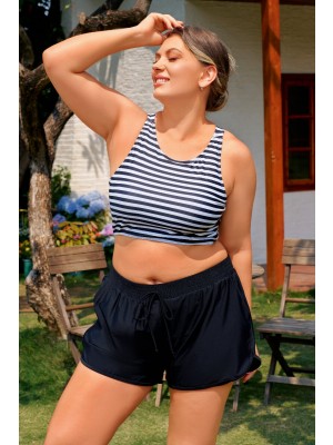 Schwarz-gestreiftes Plus-Size Bikini-Top mit Rundhalsausschnitt und zeitlosem Design – Boyshorts-Set