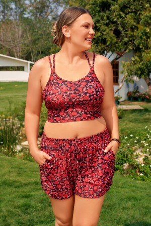Charmantes Plus-Size Bikini-Top und Boyshorts-Set mit rotem Blumenmuster und hoher Taille